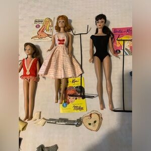 LAST CHANCE Vintage Barbie, Midge & Skipper bundle